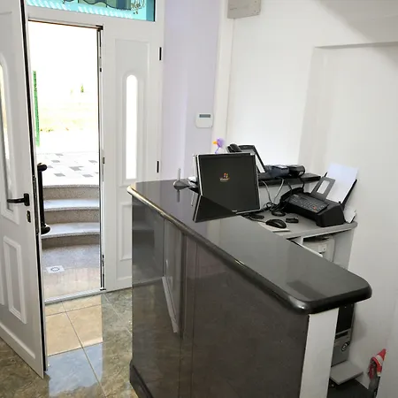 & Maslina بيت ضيافة