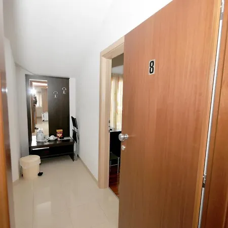 & Maslina 4* Трогір