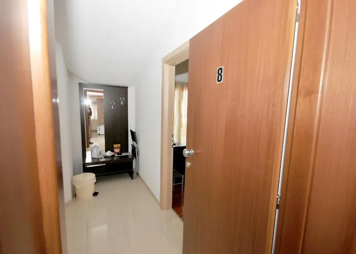 & Maslina 4* تروغير