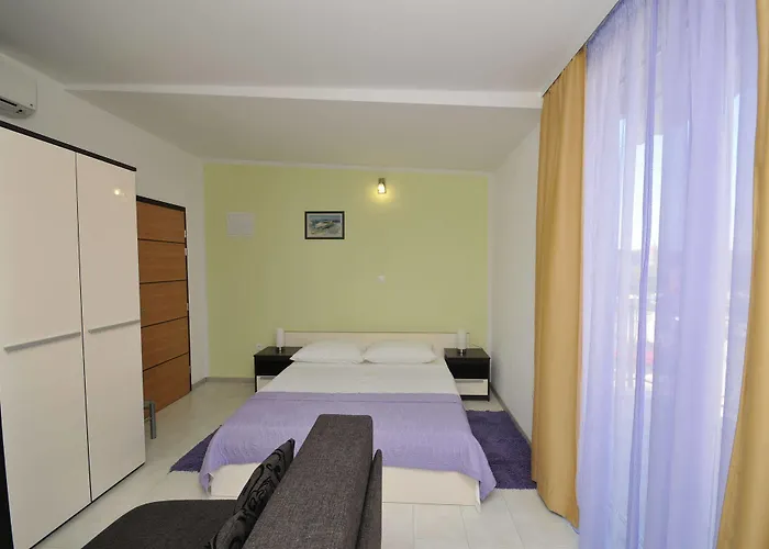 بيت ضيافة & Maslina 4*