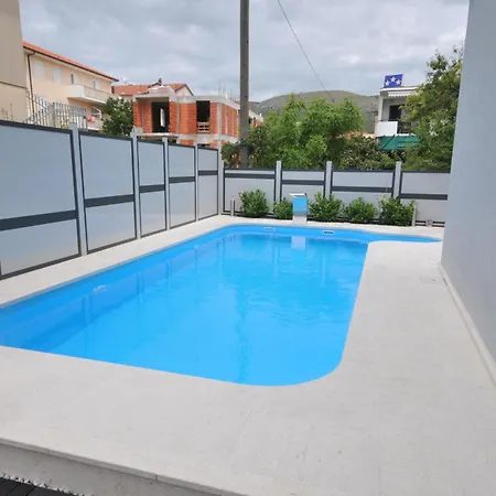 Apartments&rooms Maslina