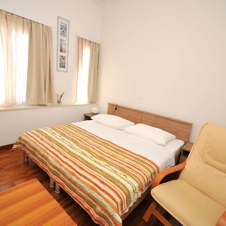 بيت ضيافة & Maslina تروغير