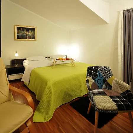 & Maslina بيت ضيافة تروغير