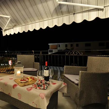 Apartments&rooms Maslina