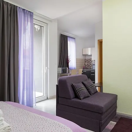 Affittacamere Apartments&rooms Maslina