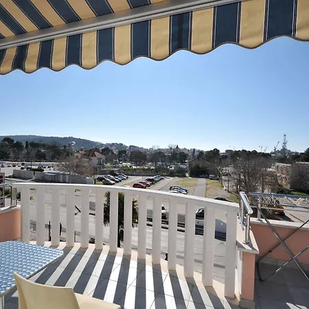 & Maslina تروغير