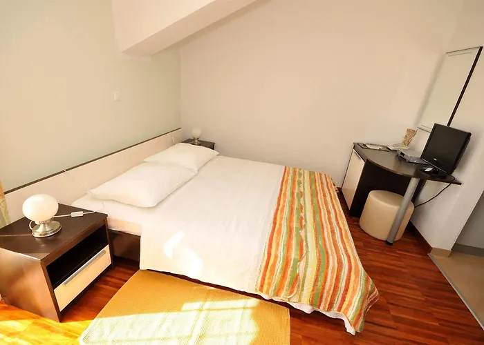 & Maslina Gæstehus 4*