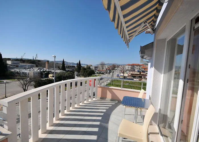 & Maslina Penzion Trogir